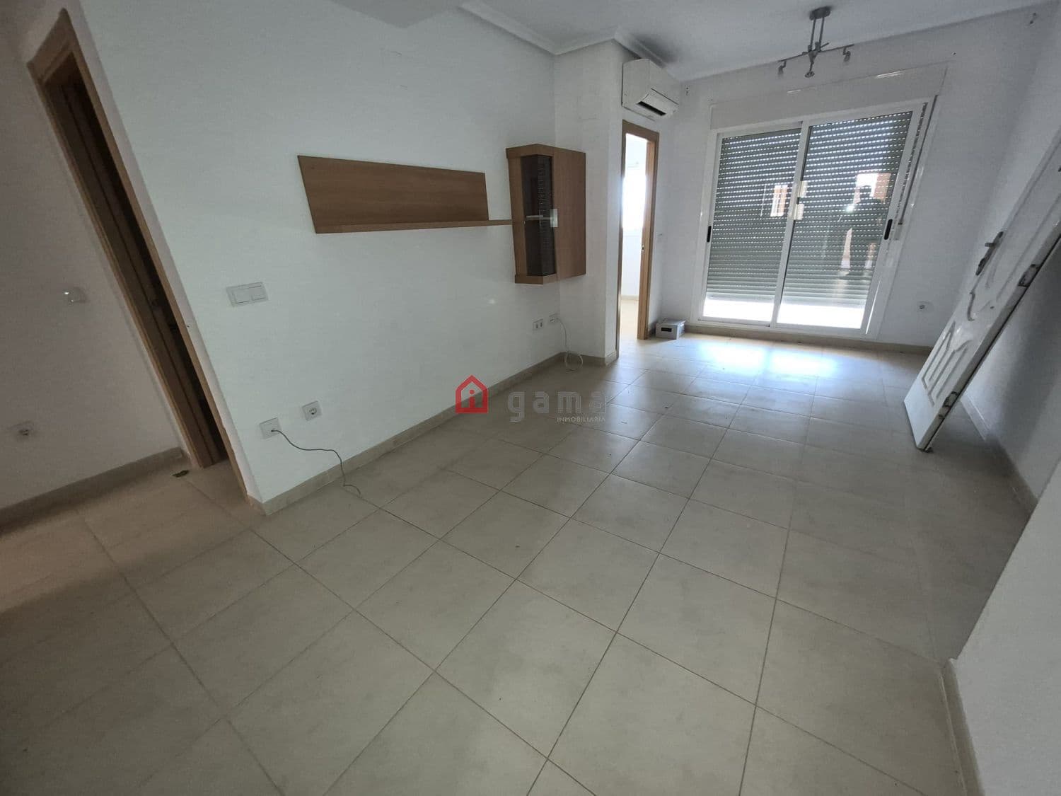2 bedroom Apartment for sale in Oropesa  with garage - € 155,000 (Ref: 9785010)