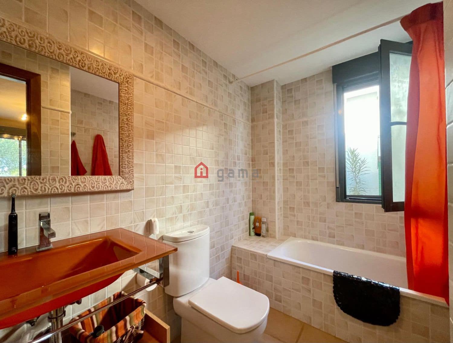 2 makuuhuone Asunto myytävänä paikassa Peniscola mukana 
autotalli - 184 000 € (Ref: 9788235)