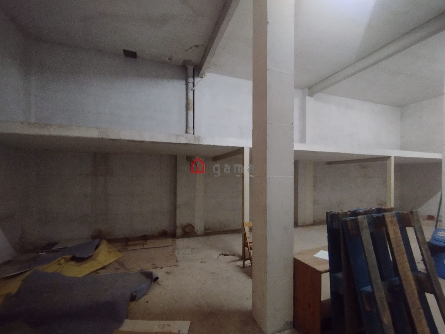 Kommersiell til salgs i Vinaros - € 79 000 (Ref: 9788241)