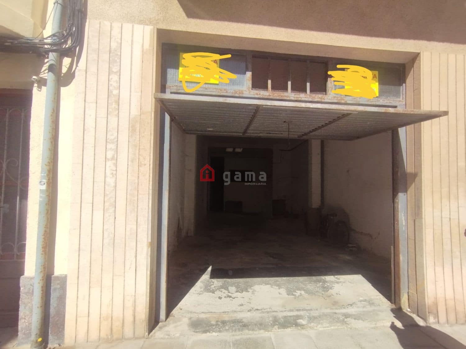 Kommersiell til salgs i Vinaros - € 79 000 (Ref: 9788241)