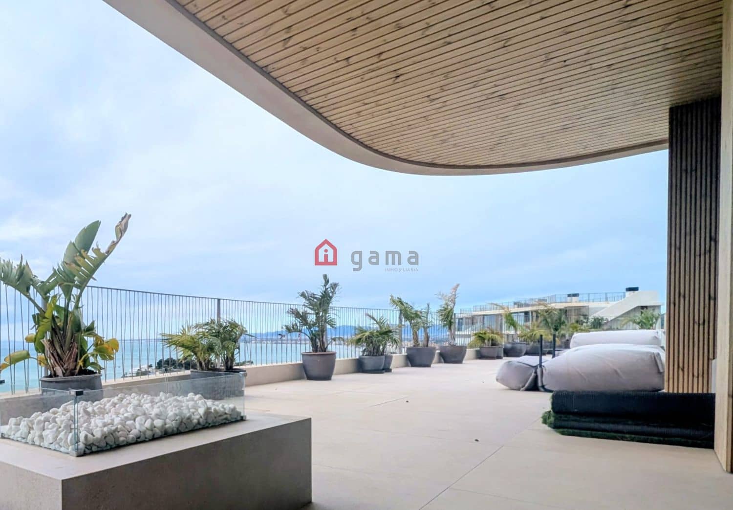 Ático de 3 habitaciones en Oropesa  en venta - 1.194.000 € (Ref: 9796610)