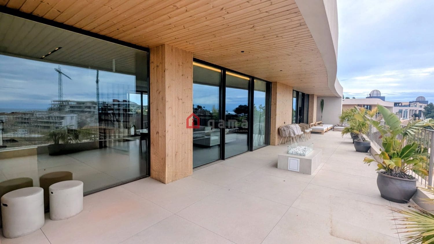 Ático de 3 habitaciones en Oropesa  en venta - 1.194.000 € (Ref: 9796610)