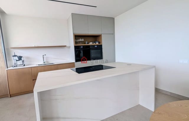 Ático de 3 habitaciones en Oropesa  en venta - 1.194.000 € (Ref: 9796610)