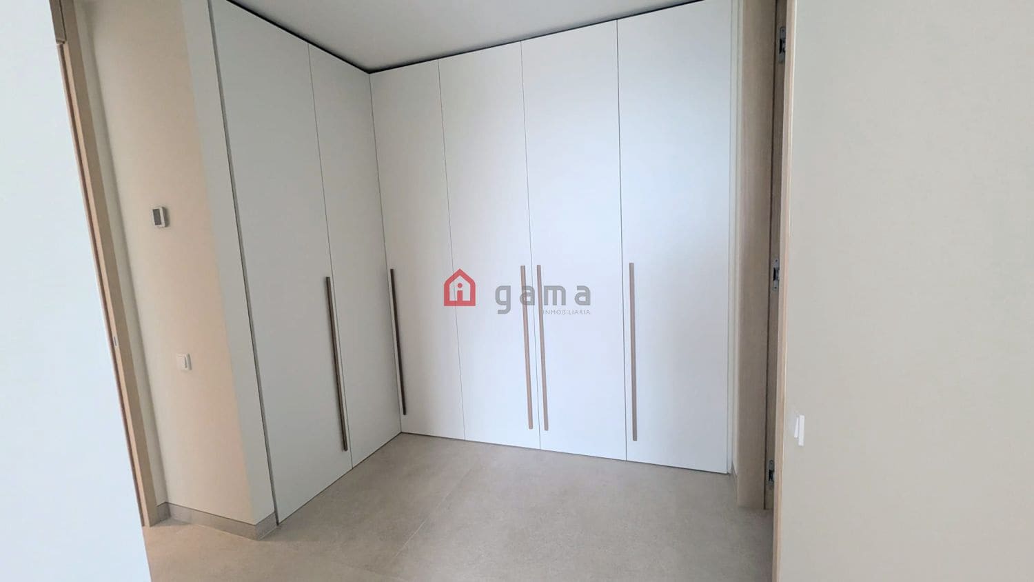 Ático de 3 habitaciones en Oropesa  en venta - 1.194.000 € (Ref: 9796610)