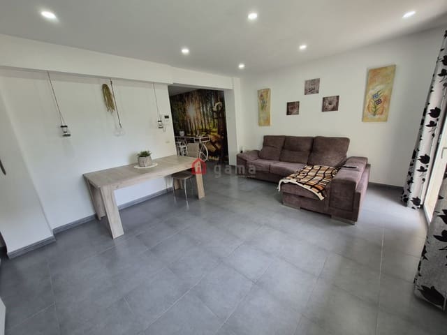 3 makuuhuone Asunto myytävänä paikassa Castelló de la Plana - 165 000 € (Ref: 9804111)