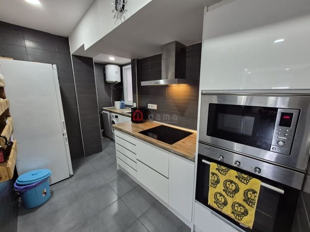 3 soveværelse Lejlighed til salg i Castelló de la Plana - € 165.000 (Ref: 9804111)