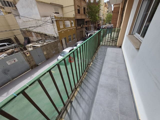 3 makuuhuone Asunto myytävänä paikassa Castelló de la Plana - 165 000 € (Ref: 9804111)