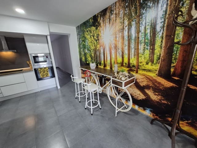 3 makuuhuone Asunto myytävänä paikassa Castelló de la Plana - 165 000 € (Ref: 9804111)