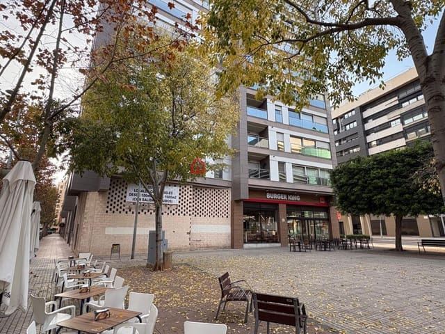 Commercial for sale in Castelló de la Plana - € 148,000 (Ref: 9811381)