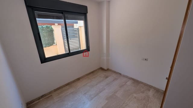 5 soveværelse Rækkehus til salg i Castelló de la Plana - € 394.000 (Ref: 9822410)