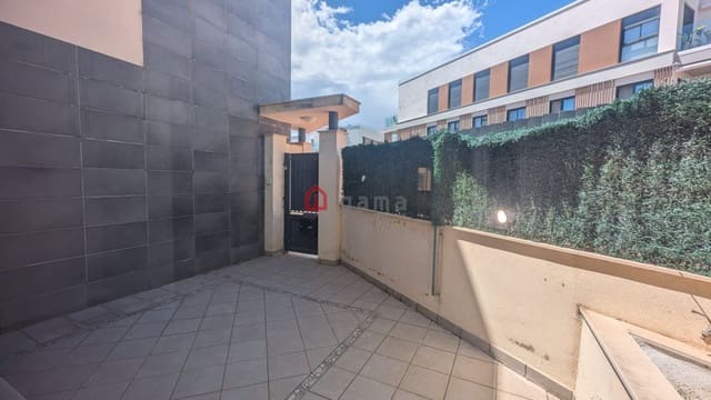 5 soveværelse Rækkehus til salg i Castelló de la Plana - € 394.000 (Ref: 9822410)