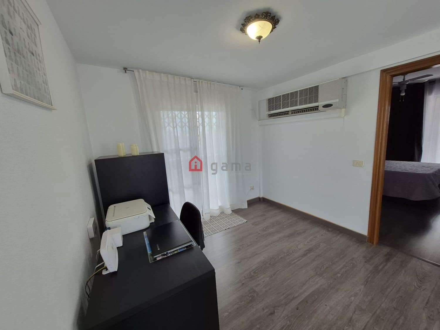 5 bedroom Semi-detached Villa for sale in Castello de la Plana - € 370,000 (Ref: 9828816)