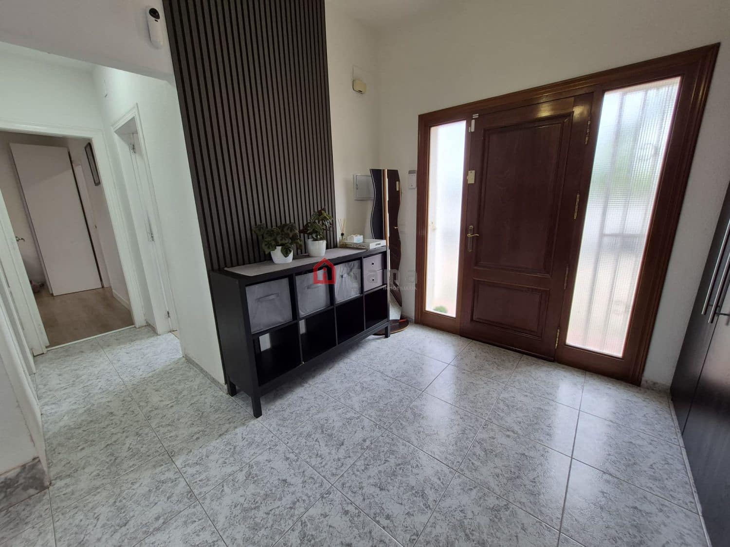 5 bedroom Semi-detached Villa for sale in Castello de la Plana - € 370,000 (Ref: 9828816)