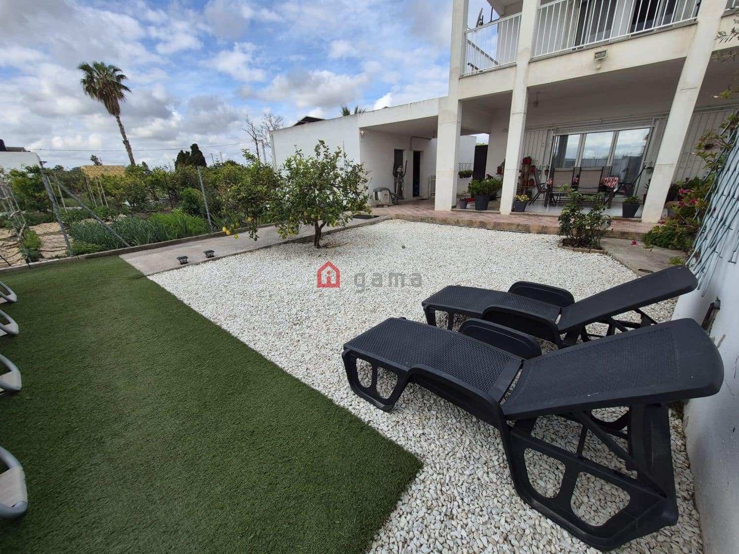 5 bedroom Semi-detached Villa for sale in Castello de la Plana - € 370,000 (Ref: 9828816)