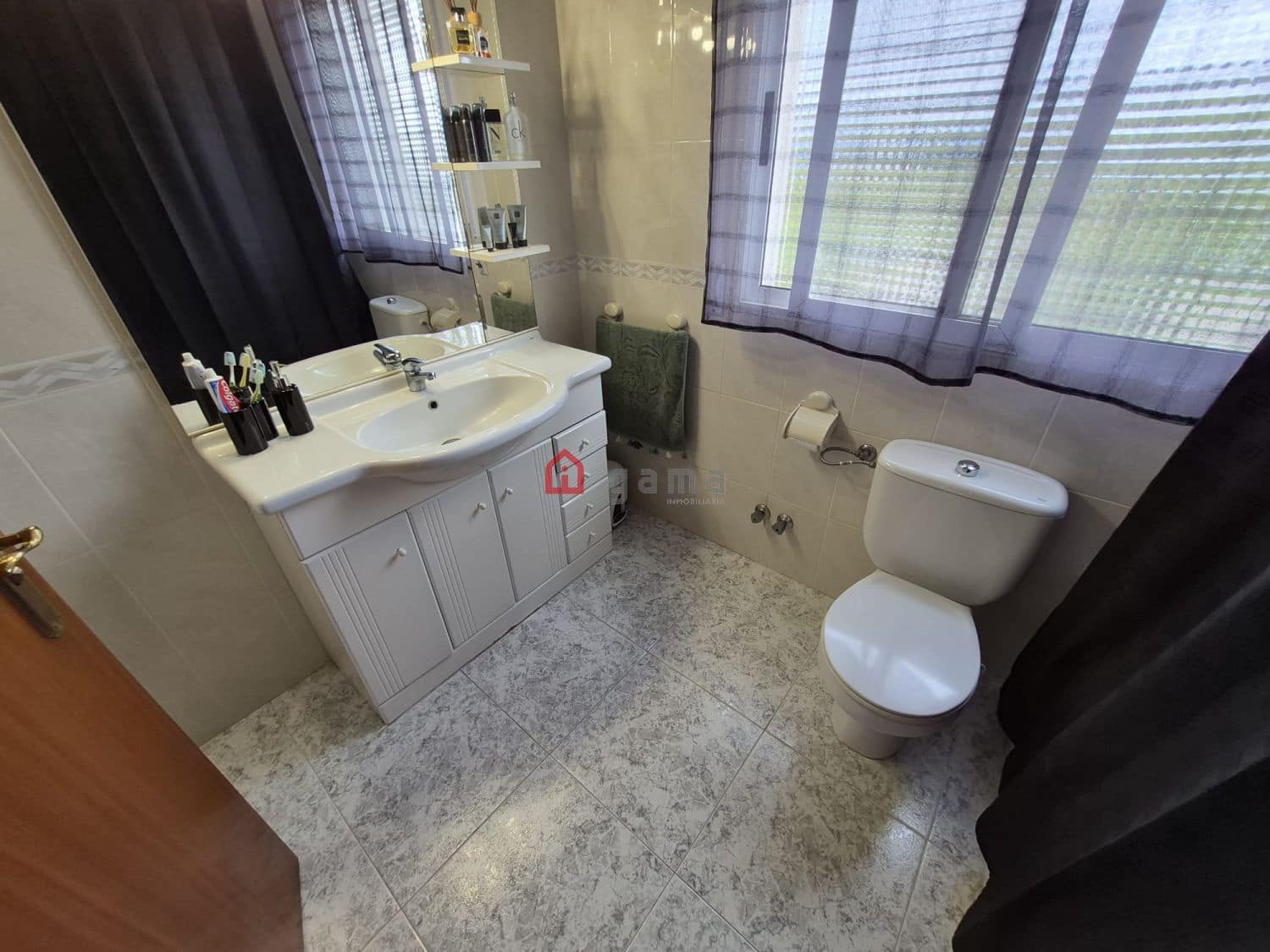 5 bedroom Semi-detached Villa for sale in Castello de la Plana - € 370,000 (Ref: 9828816)