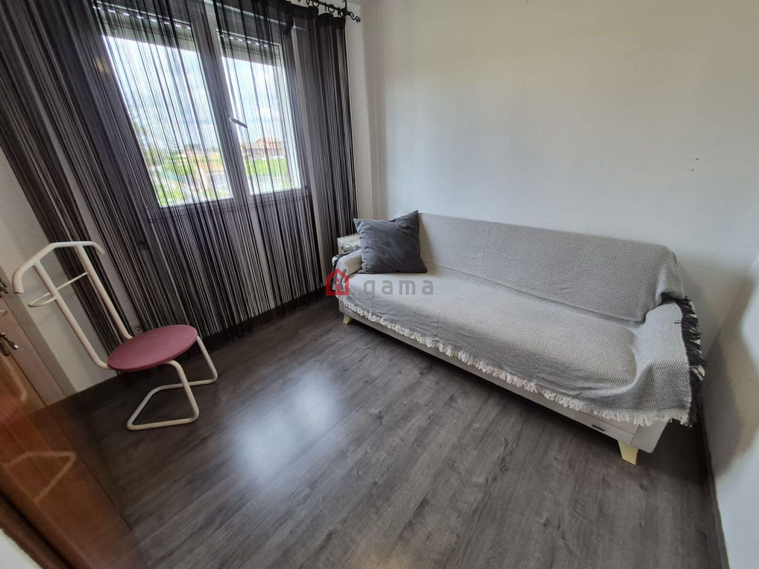 5 bedroom Semi-detached Villa for sale in Castello de la Plana - € 370,000 (Ref: 9828816)