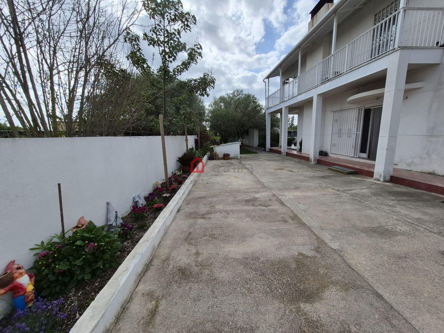 5 bedroom Semi-detached Villa for sale in Castello de la Plana - € 370,000 (Ref: 9828816)