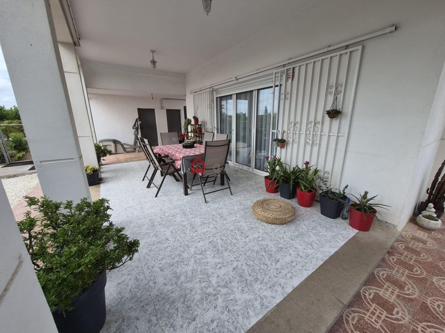 5 bedroom Semi-detached Villa for sale in Castello de la Plana - € 370,000 (Ref: 9828816)