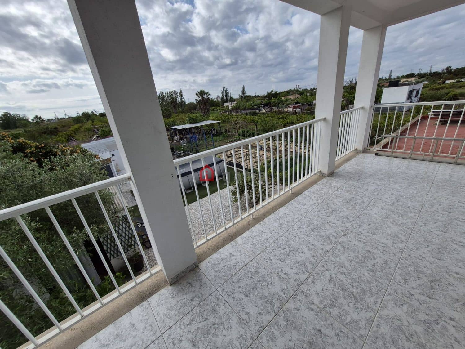 5 bedroom Semi-detached Villa for sale in Castello de la Plana - € 370,000 (Ref: 9828816)