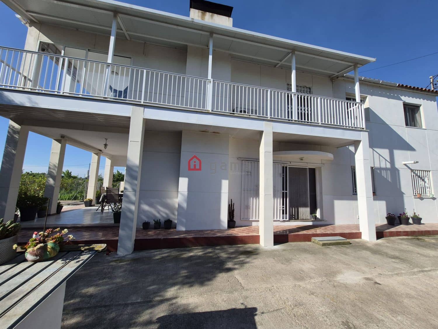 5 bedroom Semi-detached Villa for sale in Castello de la Plana - € 370,000 (Ref: 9828816)