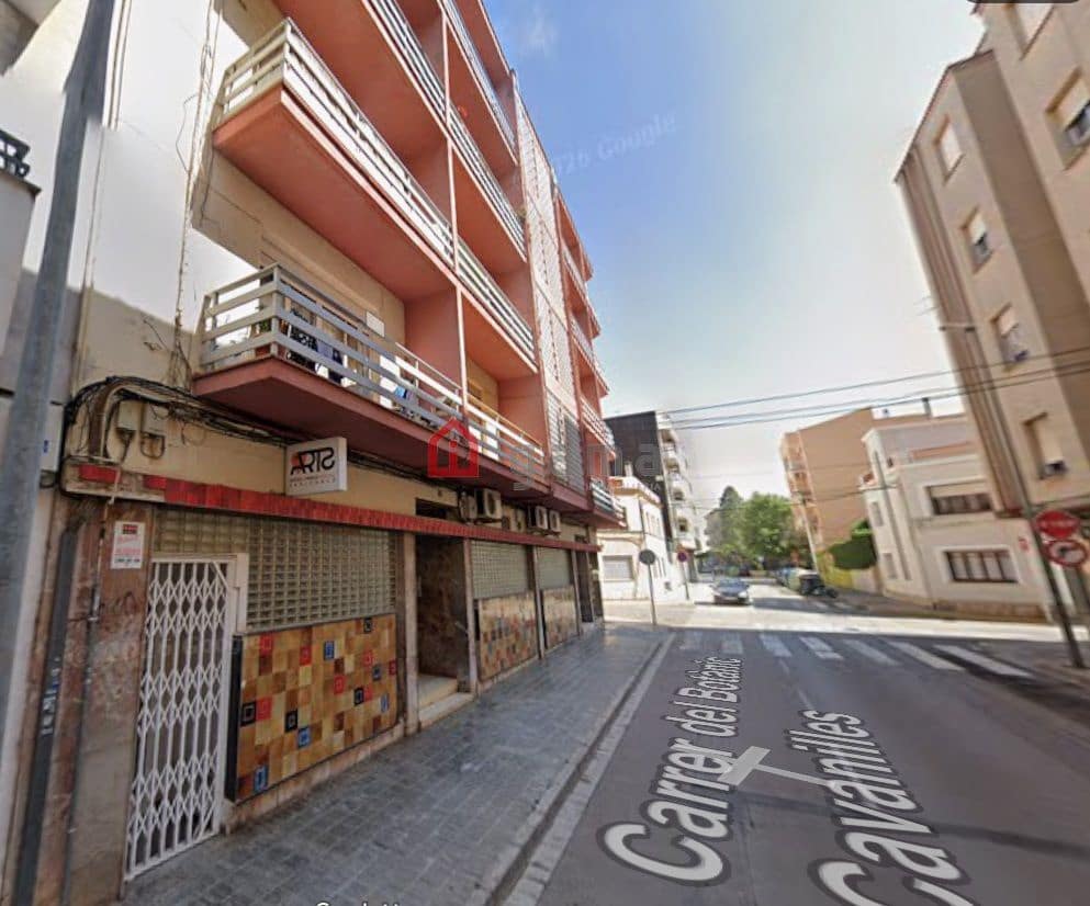 4 bedroom Flat for sale in Benicarlo - € 80,000 (Ref: 9833483)