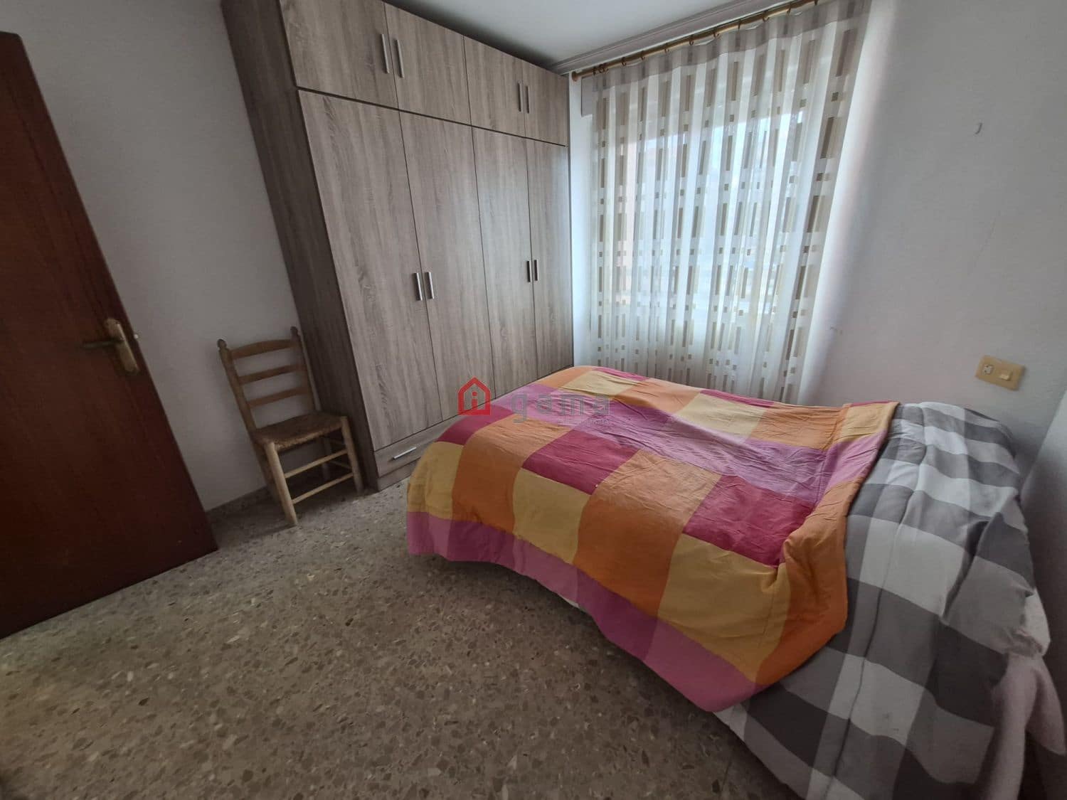 4 bedroom Flat for sale in L'Alcora with garage - € 110,000 (Ref: 9845218)