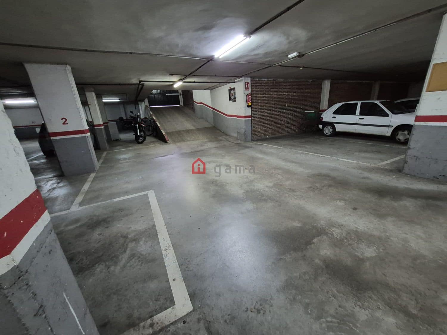 4 bedroom Flat for sale in L'Alcora with garage - € 110,000 (Ref: 9845218)