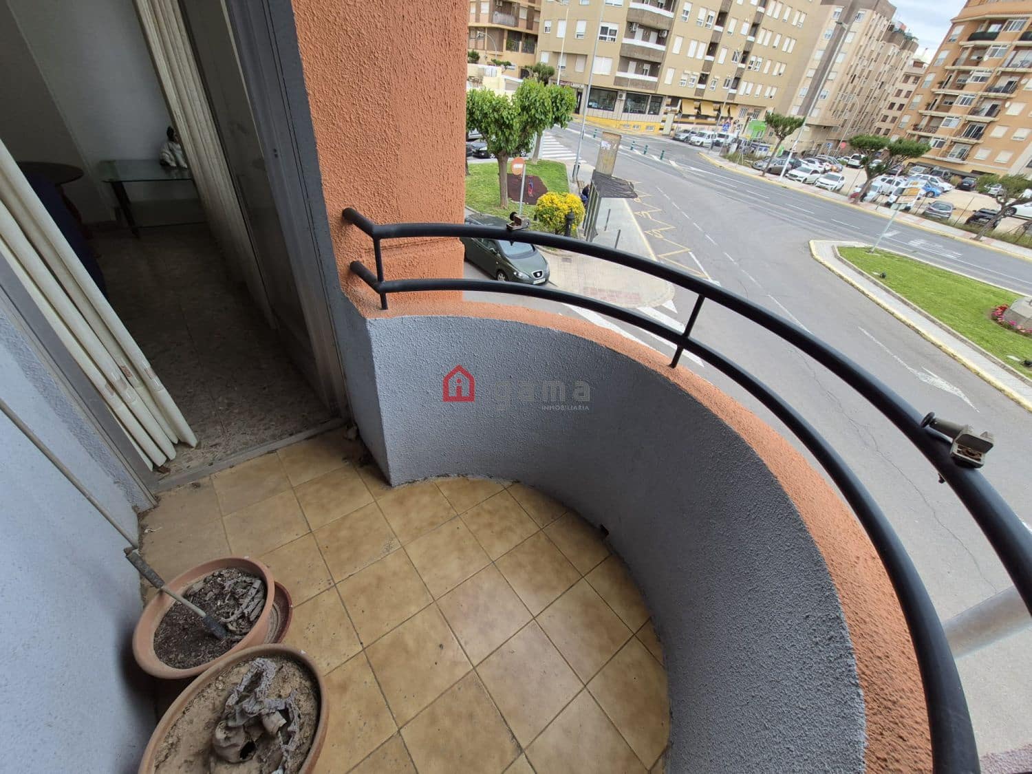 4 bedroom Flat for sale in L'Alcora with garage - € 110,000 (Ref: 9845218)