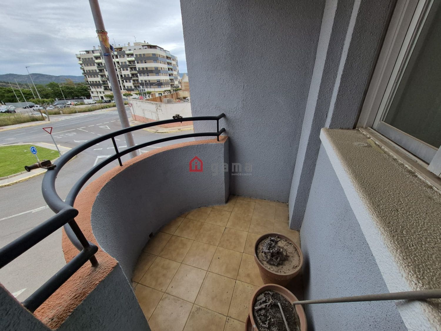4 bedroom Flat for sale in L'Alcora with garage - € 110,000 (Ref: 9845218)