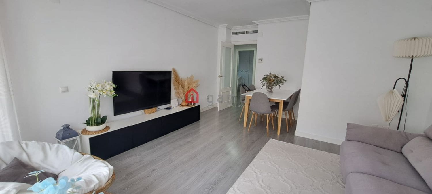 3 bedroom Flat for sale in Castello de la Plana - € 199,000 (Ref: 9845220)