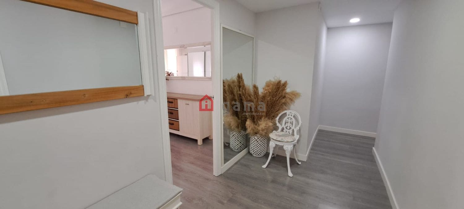 3 bedroom Flat for sale in Castello de la Plana - € 199,000 (Ref: 9845220)