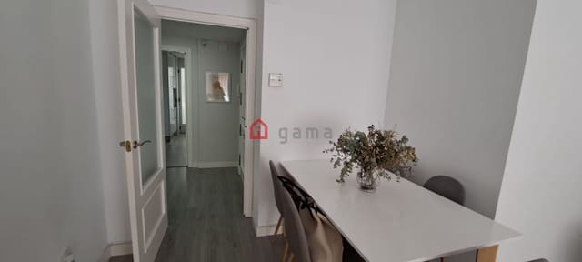3 chambre Appartement à vendre à Castelló de la Plana - 199 000 € (Ref: 9845220)