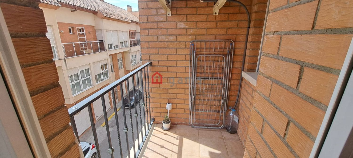 3 bedroom Flat for sale in Castello de la Plana - € 199,000 (Ref: 9845220)