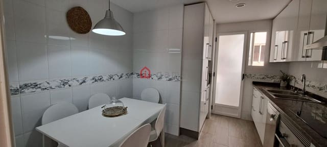 3 chambre Appartement à vendre à Castelló de la Plana - 199 000 € (Ref: 9845220)