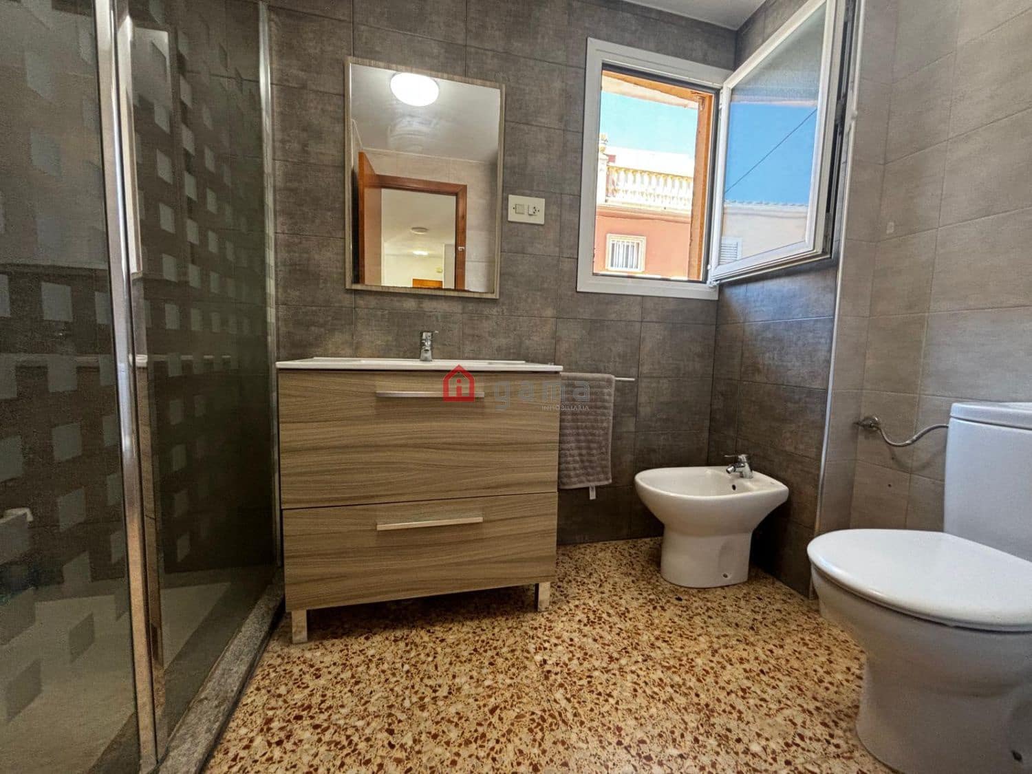 3 bedroom Apartment for sale in Chilches with garage - € 225,000 (Ref: 9868397)