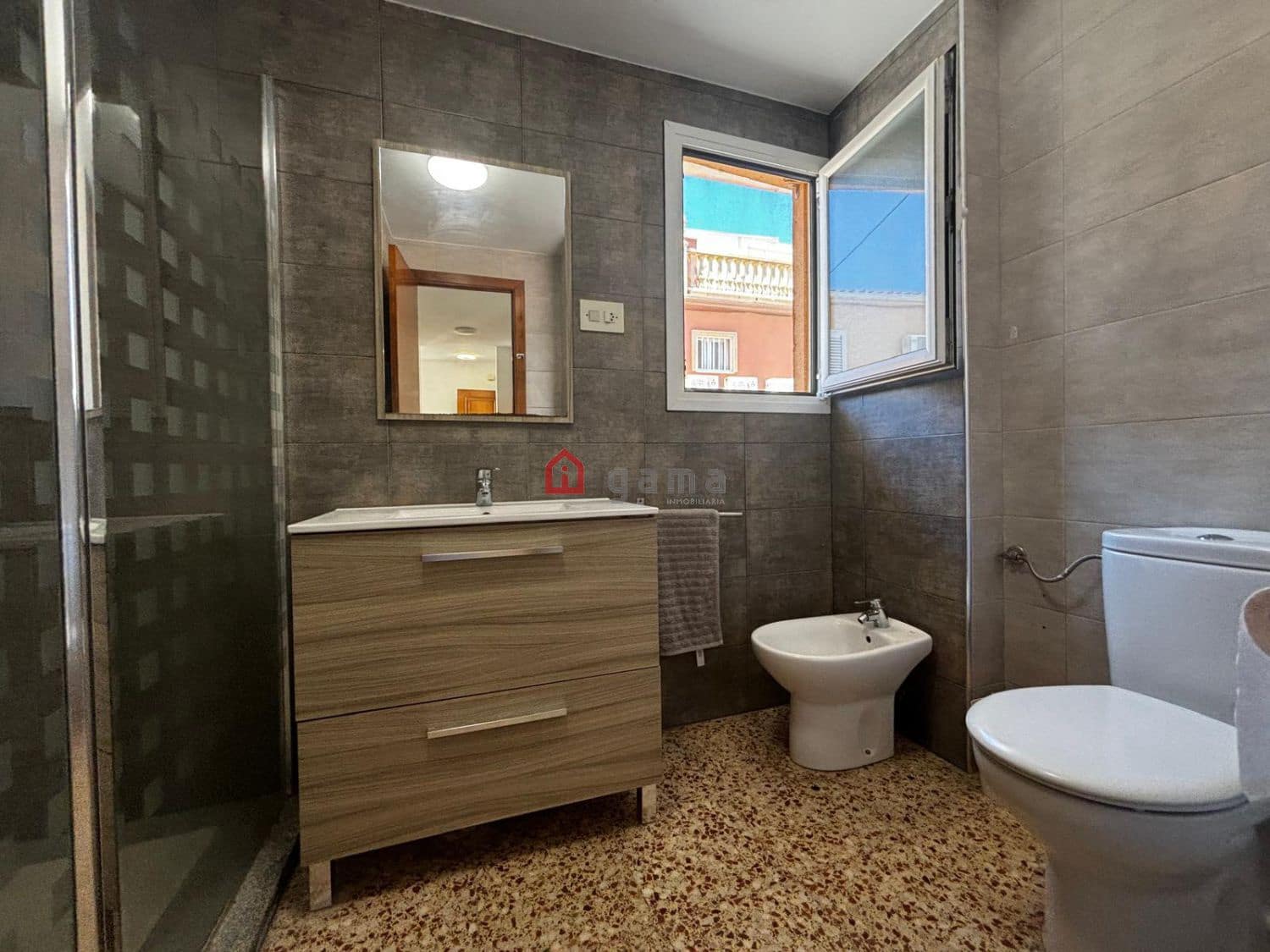 3 bedroom Apartment for sale in Chilches with garage - € 225,000 (Ref: 9868397)