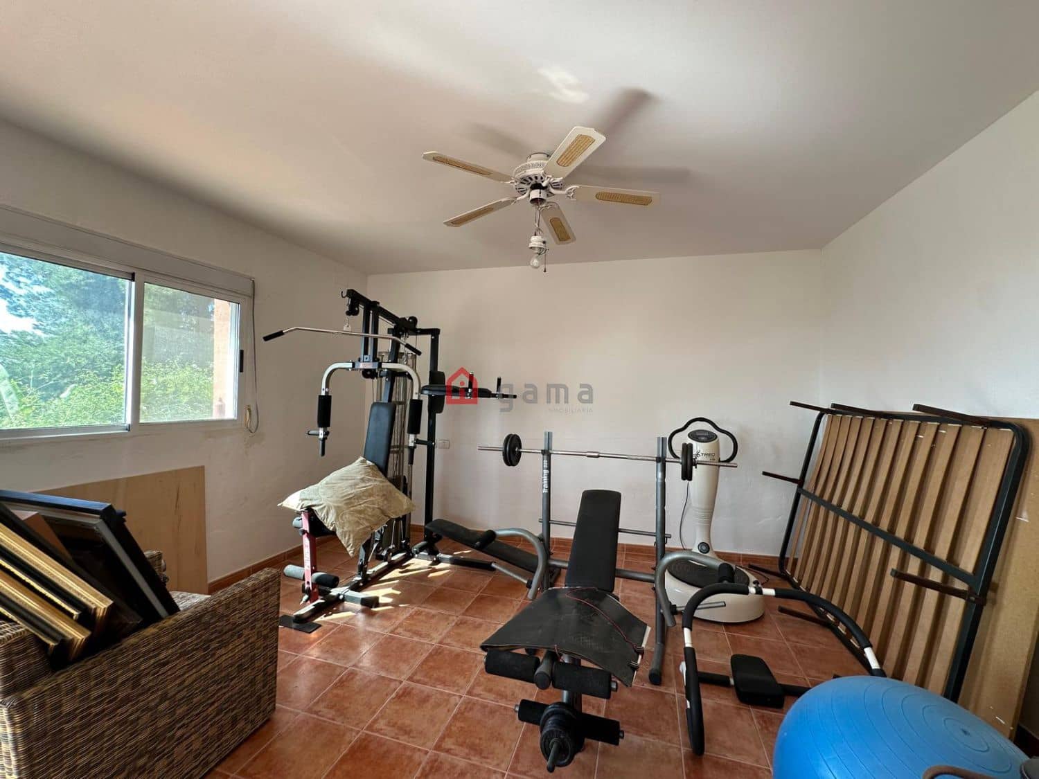 Pareado de 4 habitaciones en Onda en venta - 325.000 € (Ref: 9878205)