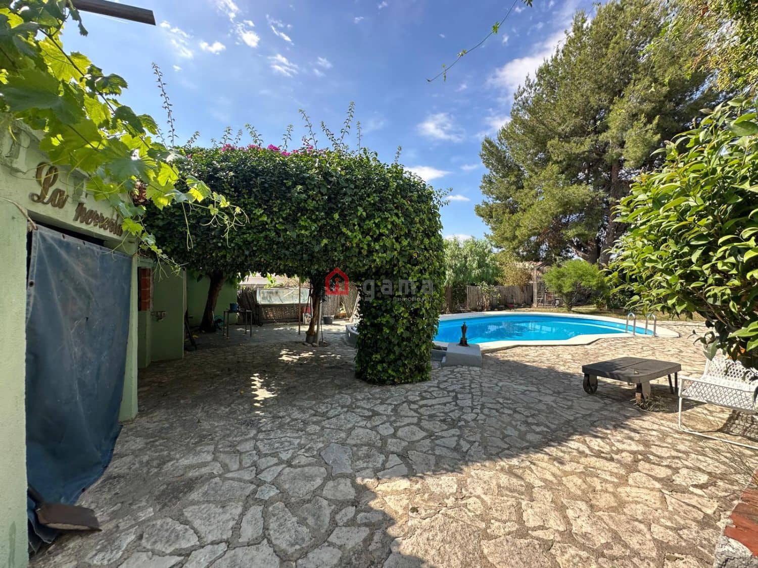 Pareado de 4 habitaciones en Onda en venta - 325.000 € (Ref: 9878205)