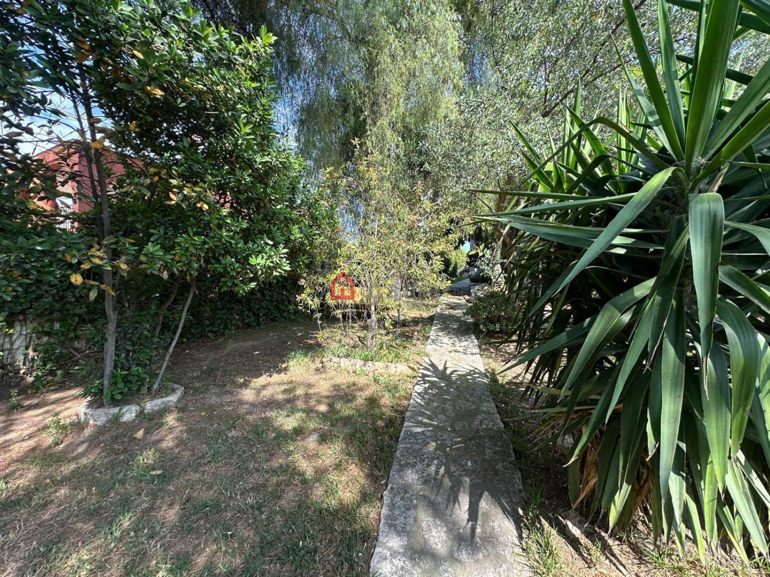 Pareado de 4 habitaciones en Onda en venta - 325.000 € (Ref: 9878205)