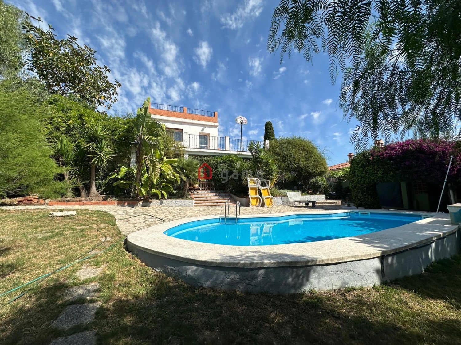 Pareado de 4 habitaciones en Onda en venta - 325.000 € (Ref: 9878205)