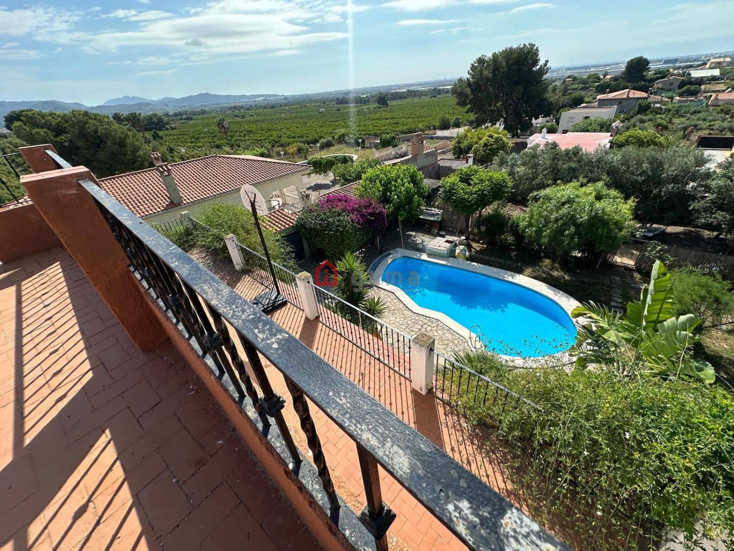Pareado de 4 habitaciones en Onda en venta - 325.000 € (Ref: 9878205)