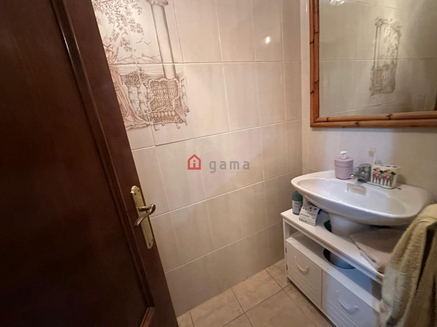 Pareado de 4 habitaciones en Onda en venta - 325.000 € (Ref: 9878205)