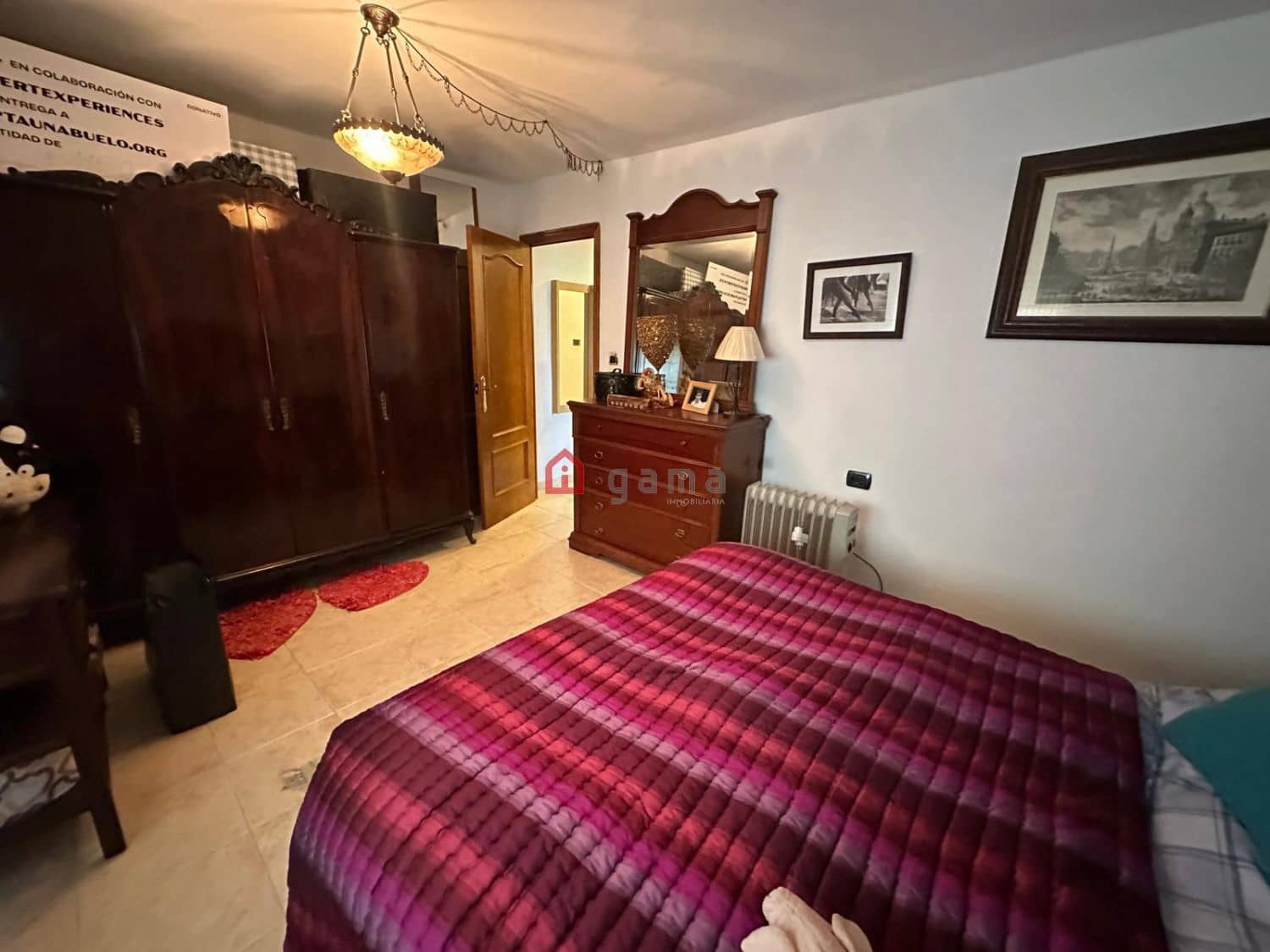 Pareado de 4 habitaciones en Onda en venta - 325.000 € (Ref: 9878205)