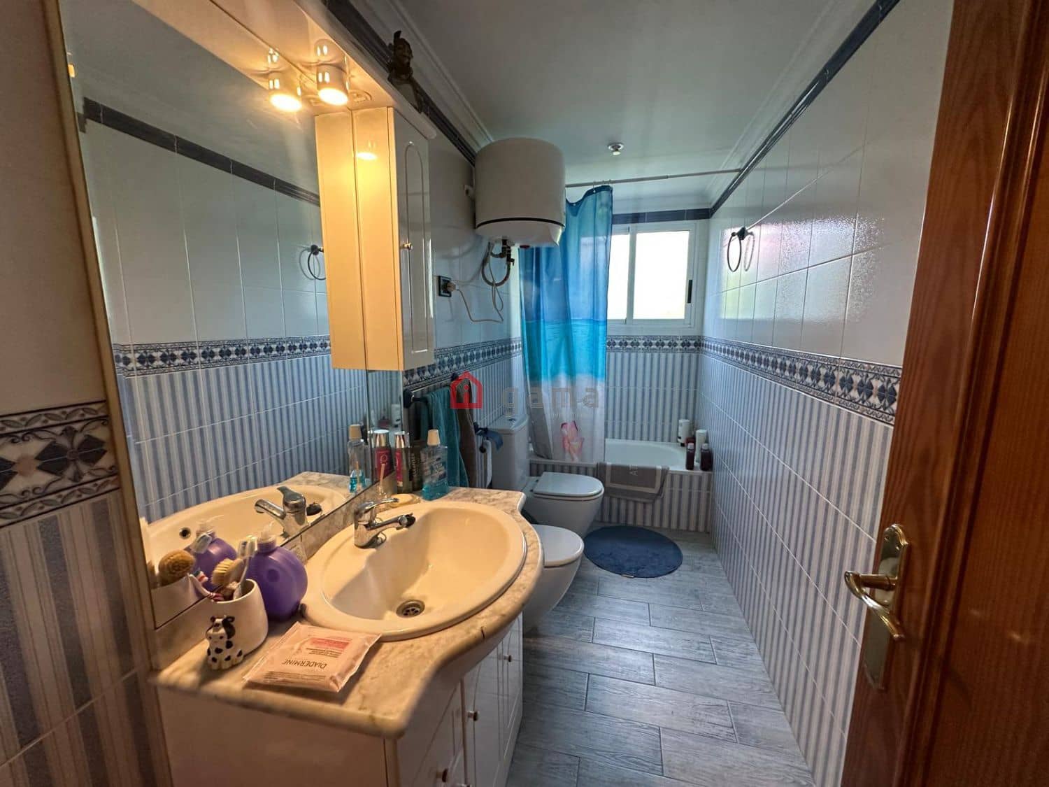 Pareado de 4 habitaciones en Onda en venta - 325.000 € (Ref: 9878205)