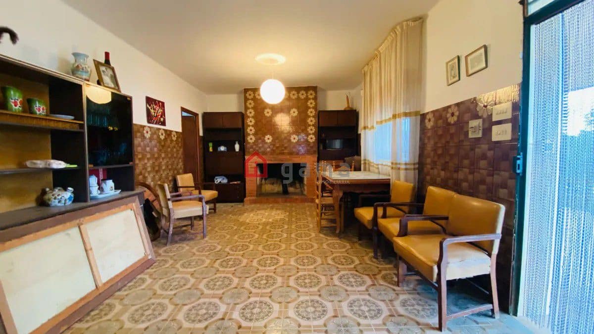 3 chambre Villa/Maison à vendre à L'Alcora avec garage - 140 000 € (Ref: 9880718)