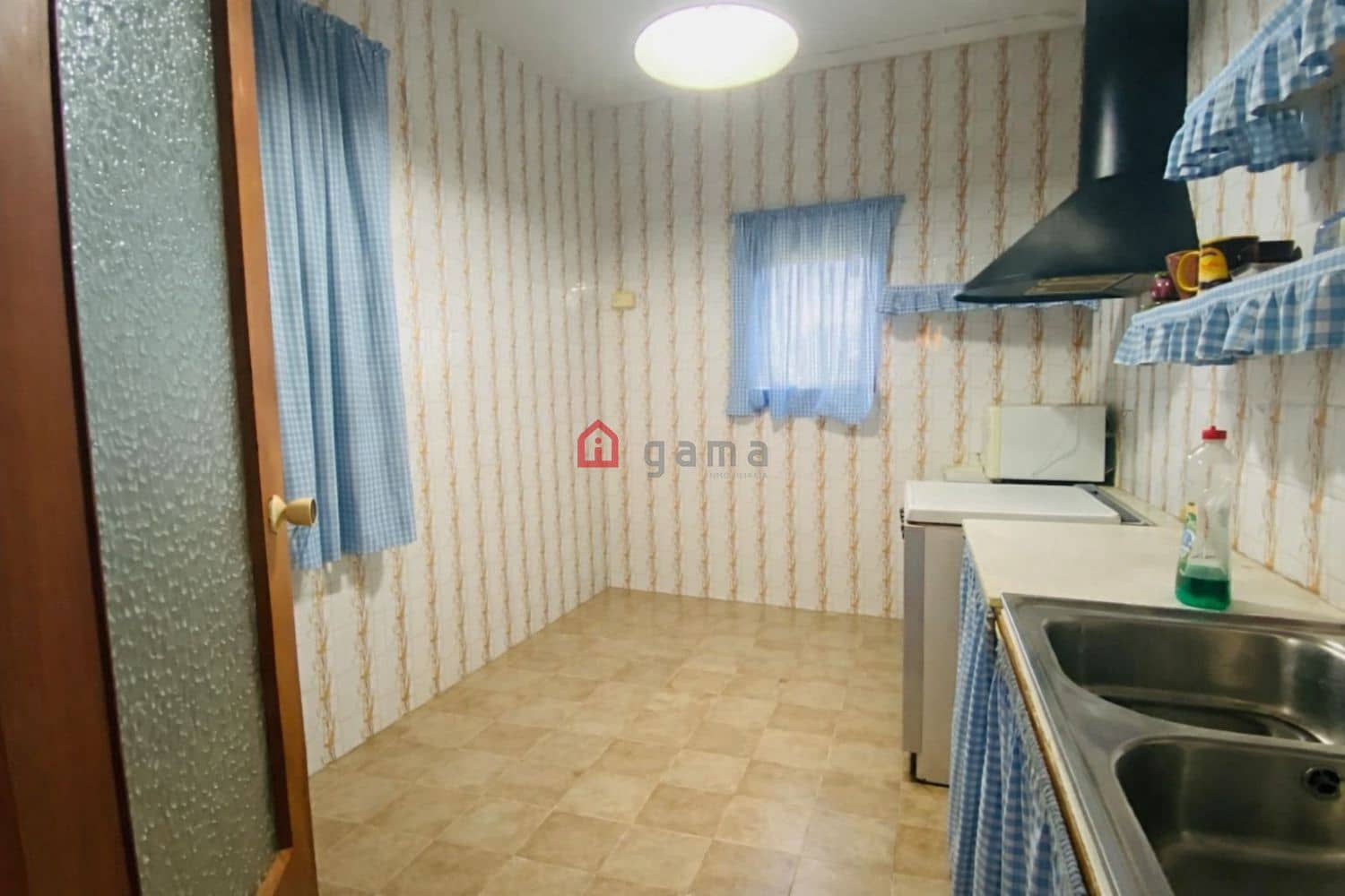 3 chambre Villa/Maison à vendre à L'Alcora avec garage - 140 000 € (Ref: 9880718)