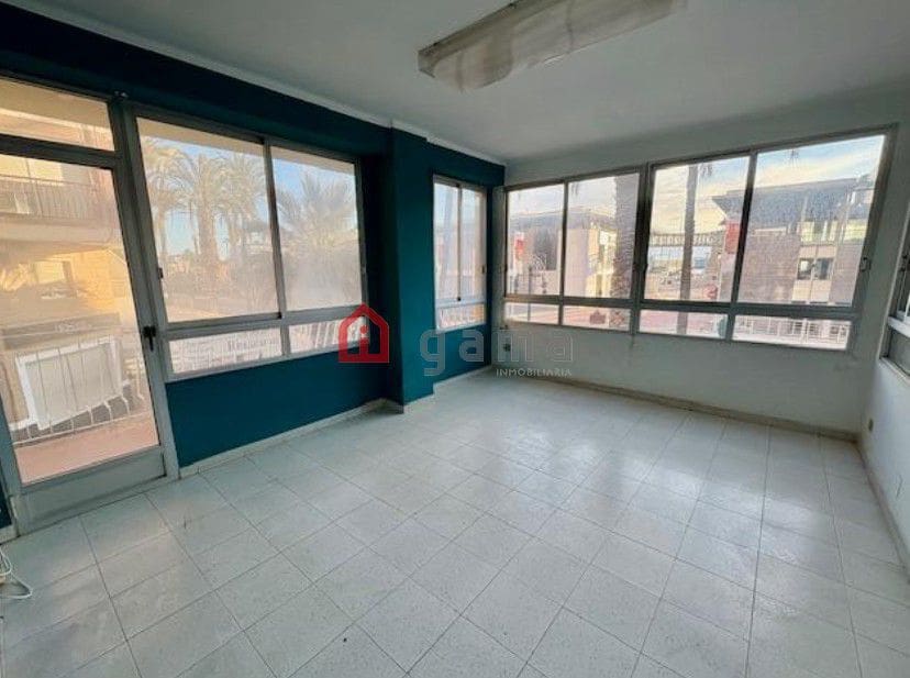 Piso de 3 habitaciones en El Grau de Castelló en venta - 135.000 € (Ref: 9889961)