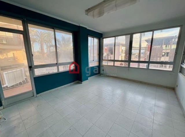 Piso de 3 habitaciones en El Grau de Castelló, Castelló de la Plana en venta - 135.000 € (Ref: 9889961)