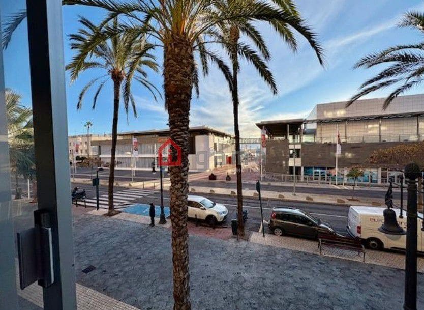 Piso de 3 habitaciones en El Grau de Castelló en venta - 135.000 € (Ref: 9889961)
