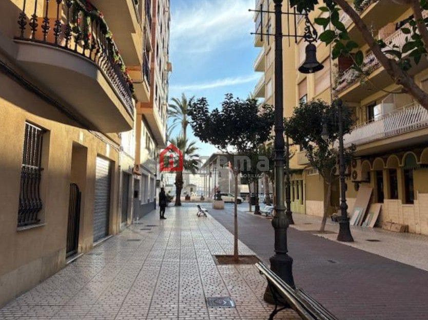 Piso de 3 habitaciones en El Grau de Castelló en venta - 135.000 € (Ref: 9889961)